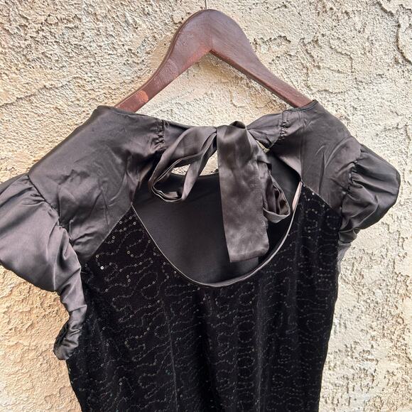 Nanette Lepore Sequin Velvet Satin Bow Top Size Medium - Picture 5 of 6